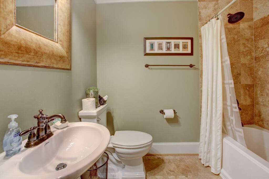 Sleeps16, Spacious Home, Close To Downtown, Beltline, And Walk To Restaurants, 75" Tv, 2 Person Jacuzzi, Ping Pong Atlanta Exteriér fotografie