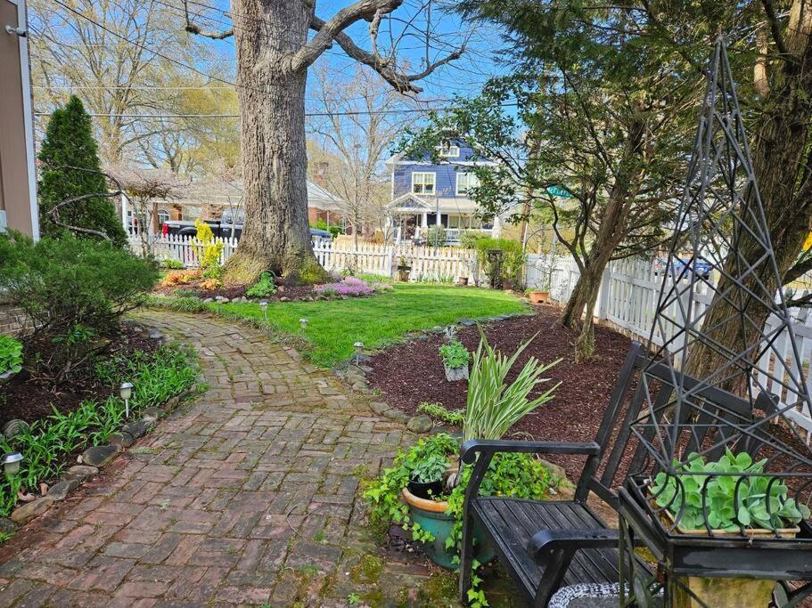 Sleeps16, Spacious Home, Close To Downtown, Beltline, And Walk To Restaurants, 75" Tv, 2 Person Jacuzzi, Ping Pong Atlanta Exteriér fotografie